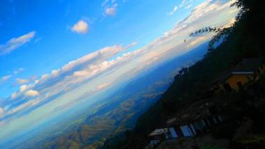 Srilak View Holiday Inn