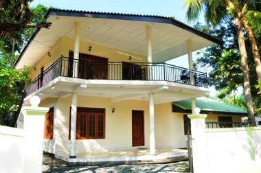 Anuradha Holiday Apartments