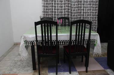 Kingfisher Family Guest & Hostel