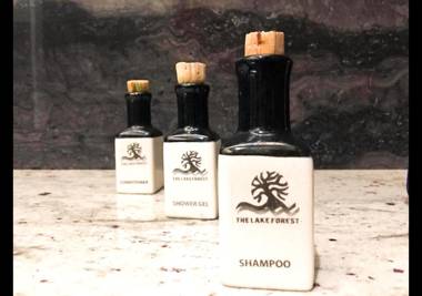 The Lake Forest Hotel