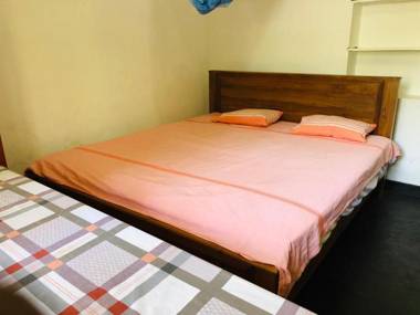 Holiday Bungalow In Devinuwara