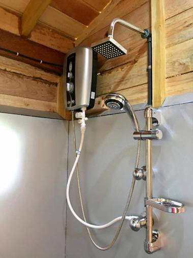 Seasons Four Eco Treehouse