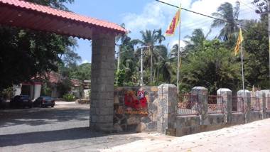 Earl's Red Kurunegala