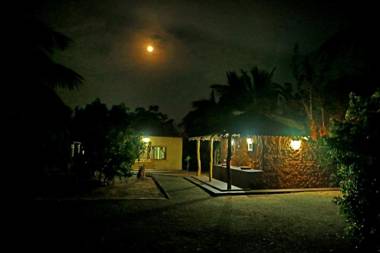 Heina Nature Resort - Eco Home and Yala Safari