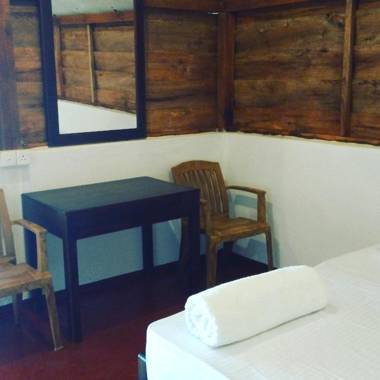 Arugambay Surf Gangs