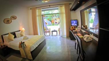 Grand Udawalawe Safari Resort