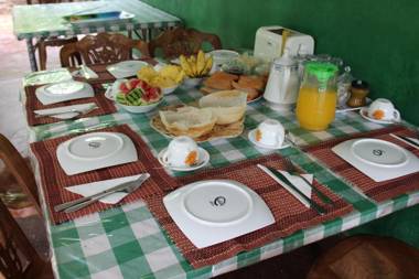 Walawa Cottage and Family Villa