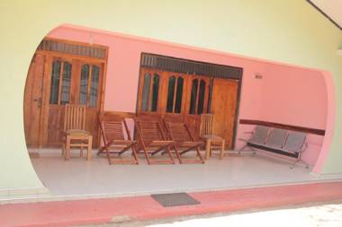 Elephants Fence Guest & Safari Services