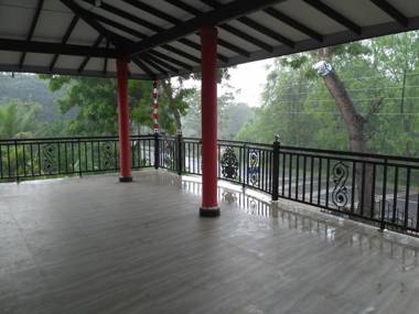 Peacock Villa Resort