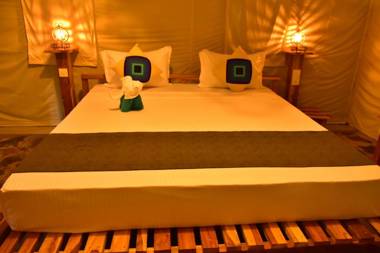 Jungle View River Camping