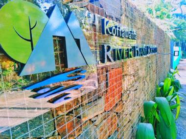 Kottawatta River Bank Resort