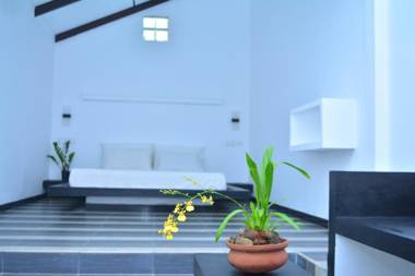 Midigama Holiday Inn