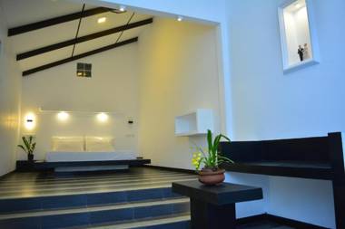 Midigama Holiday Inn