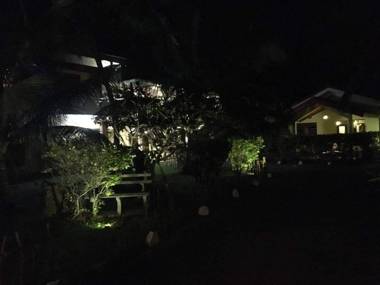 Hot Tuna Surfers Rest Midigama