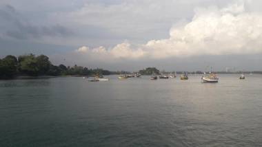 Colonial Surfing Villa Hostel & Home Stay