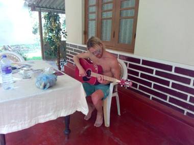 Dreams Garden Surf Lodge