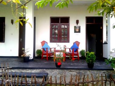 Coconut Grove - Midigama