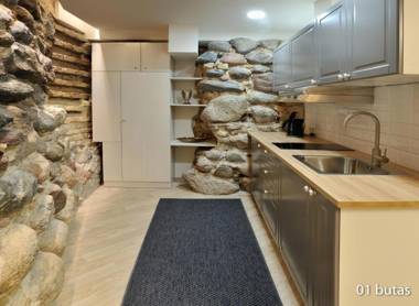 Six Apartment Simona