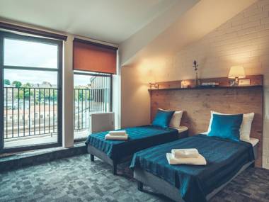 SELF CHECK-IN Hotel Railway Apartments