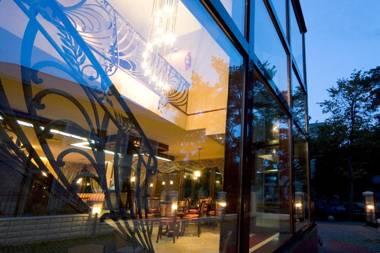 Guest House & Villa Astoma