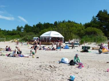 Geltoni apartamentai