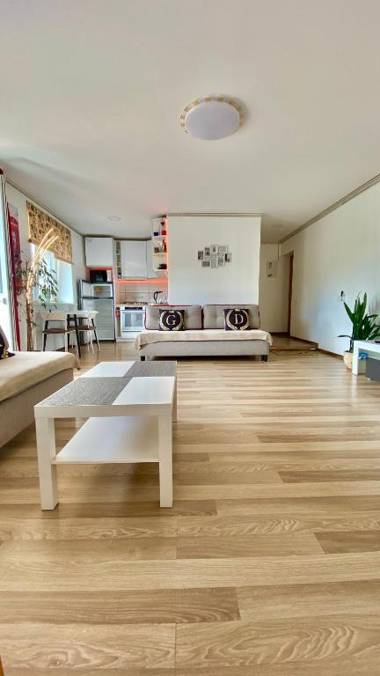 NeriesApartment No.2 Bedrooms Modern Suite In Centrum