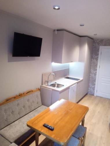 Poilsis Birutės alėjoje