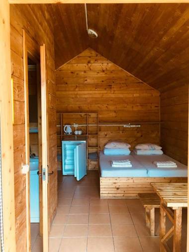 Kempingas "Obuolių sala"