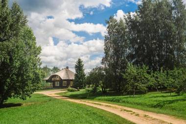 Viesu Sēta LOCU SALA