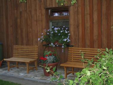 Pulkvedis Guest House