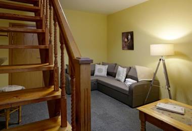 Jaunmoku Palace Complex Hotel