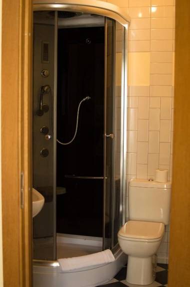 Hotel Pils with Self-Check in