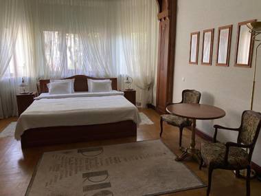 Hotel Kert FREE PARKING