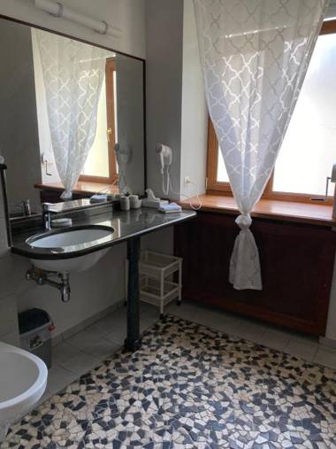 Hotel Kert FREE PARKING