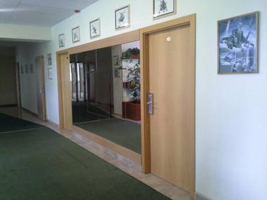 Sky High Hotel Airport 200 meters from the terminal