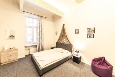 Mosaic Center Apartments