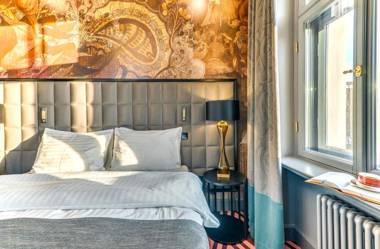 Grand Poet Hotel and SPA by Semarah