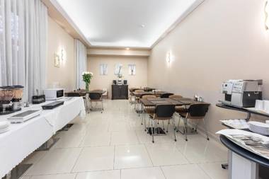 Valensija Studio Apartment Hotel