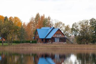 Buru Guru viesu nams Zīdu kolns