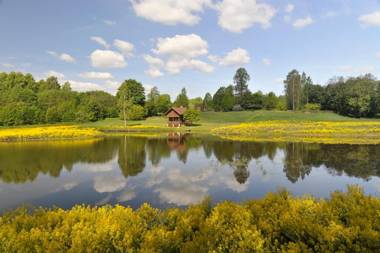 Atpūtas vieta Upes Sausītes