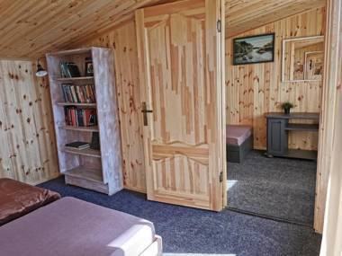 VIESU MĀJA KALNARUŠĶI