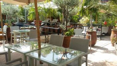 Riad De Charme Moullaoud