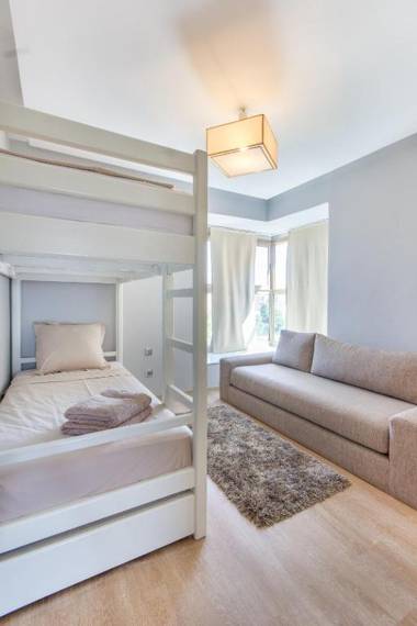 Luxe & Privilège - Prestigia Topaze