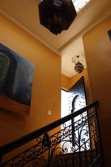 RIAD MAKENE MOUCHKILL