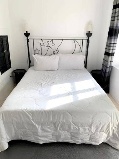 5 bedrooms villa with city view private pool and furnished terrace at Medina Marrakech