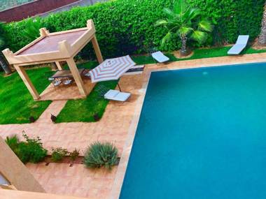 4 bedrooms villa with private pool enclosed garden and wifi at Marrakech