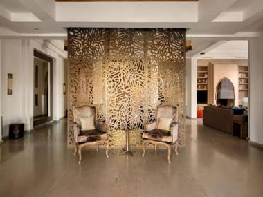 Exclusive Luxury Pool Spa