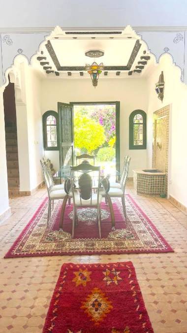 5 bedrooms villa with private pool enclosed garden and wifi at Marrakech
