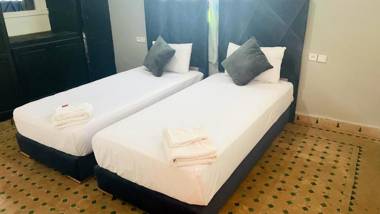 5 bedrooms villa with private pool enclosed garden and wifi at Marrakech