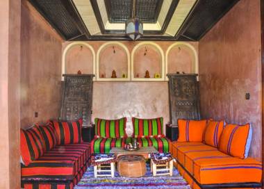 Room in Lodge - Authentic and pittoresque room for 3 people in Tamatert Morocco